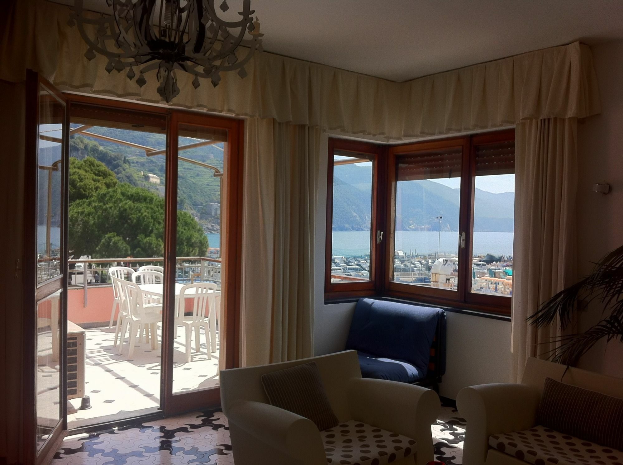 Affittacamere Lo Scoglio Monterosso al Mare Eksteriør billede